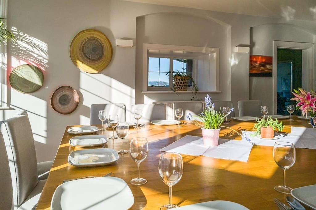 Вилла The Beach House-Devon- On The Beach- Sleeps 20 Эксмут Экстерьер фото
