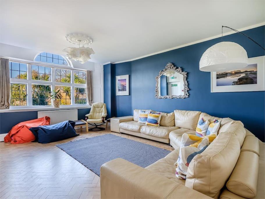 Вилла The Beach House-Devon- On The Beach- Sleeps 20 Эксмут Экстерьер фото