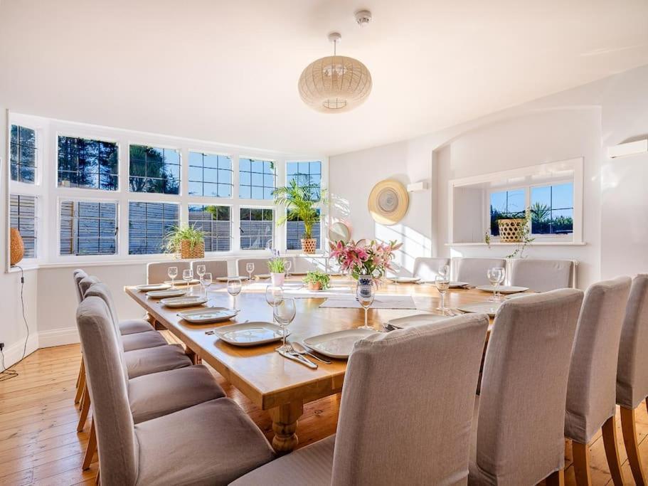Вилла The Beach House-Devon- On The Beach- Sleeps 20 Эксмут Экстерьер фото