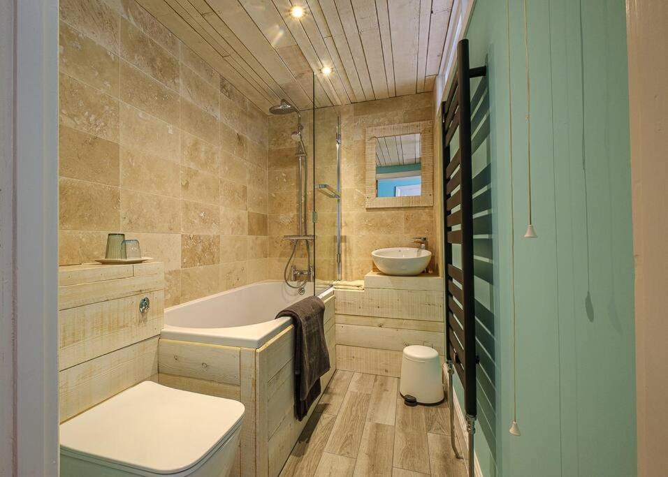 Вилла The Beach House-Devon- On The Beach- Sleeps 20 Эксмут Экстерьер фото